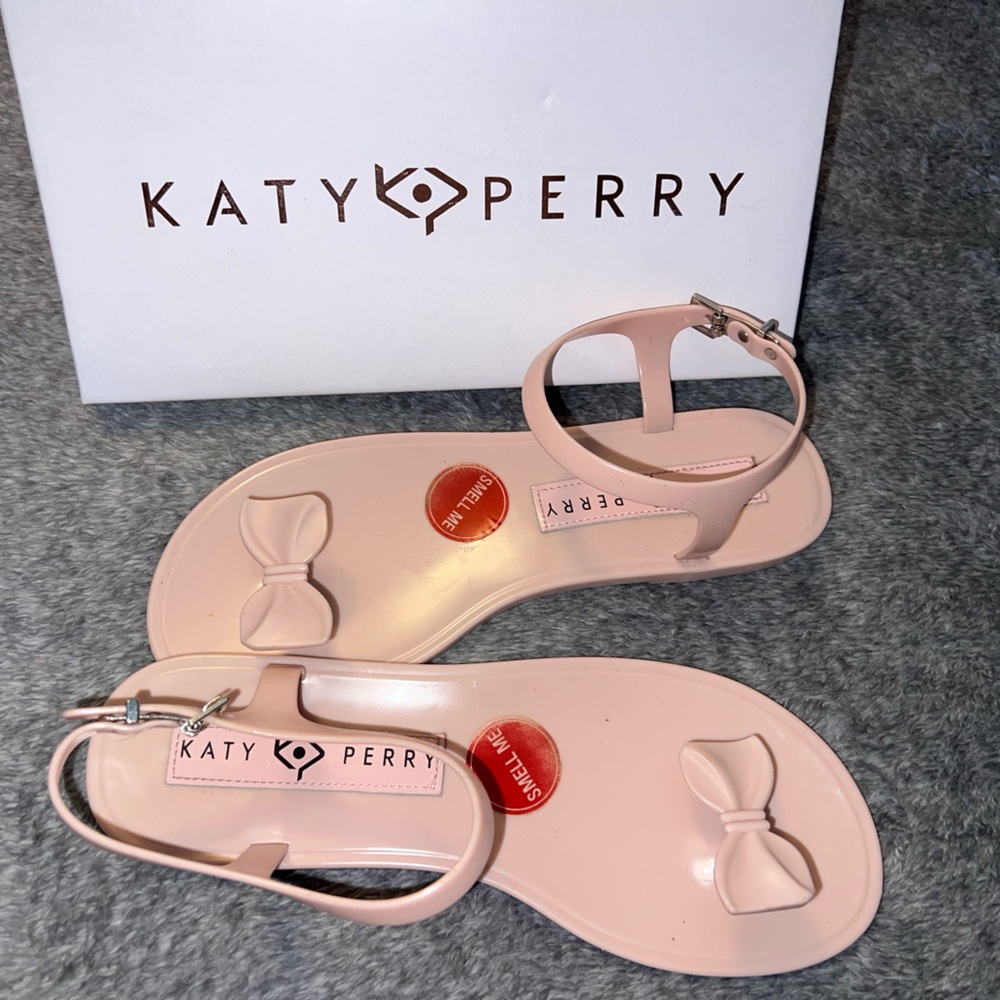 Katy Perry Colorful Bow Scented Sandals SZ 8